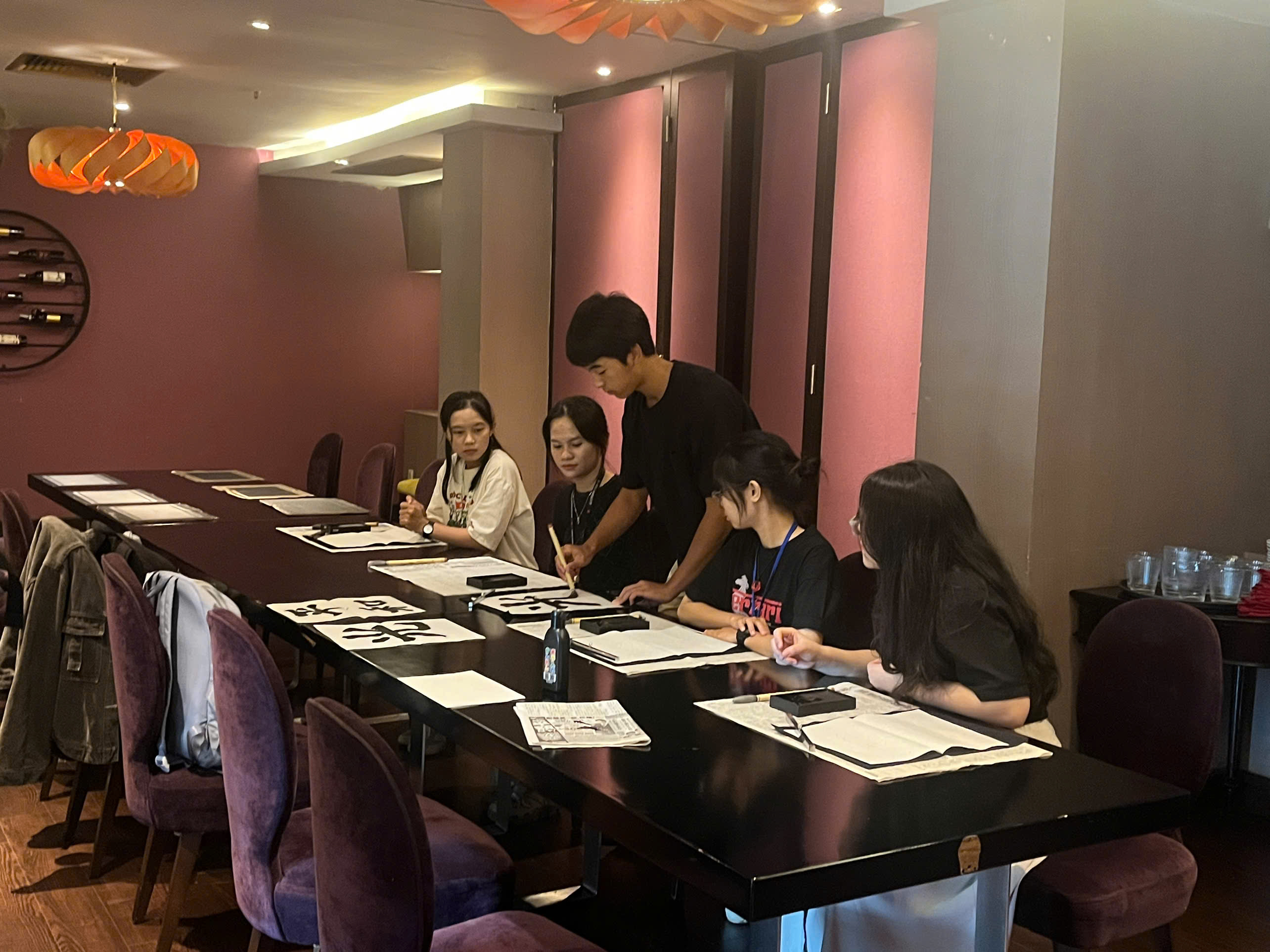BUỔI GIAO LƯU VĂN HÓA GIỮA HỌC SINH TRƯỜNG THPT KOSEI GAKUEN (NHẬT BẢN) VÀ SINH VIÊN VIỆT NAM